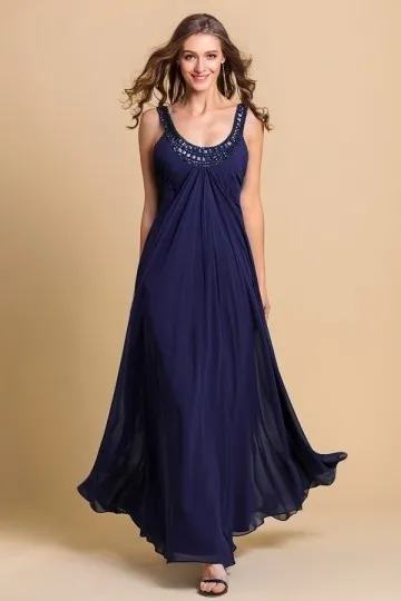 Robe soirée mariage fluide mousseline bleu marine à col strass - Robedesoireelongue.fr